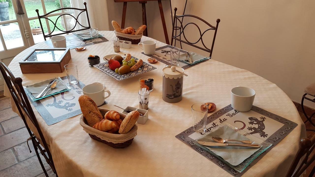 Bed and Breakfast La Douce Heure Mougins Exterior foto
